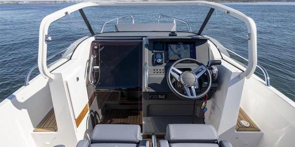 Nimbus Tender 8 Helm