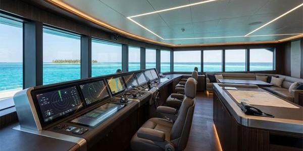 Catamaran Mega Yacht 120m Bridge
