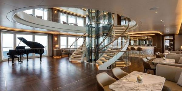 Catamaran Mega Yacht 120m Saloon