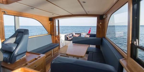 Duchy 35 Saloon