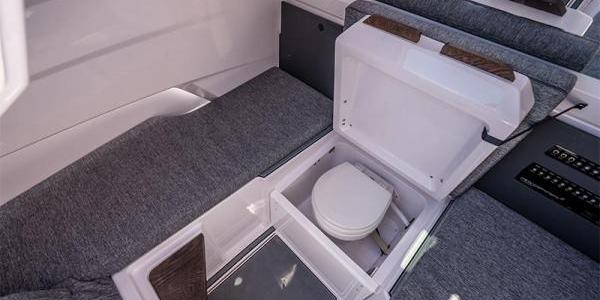 Axopar 29 Sun Top Cabin