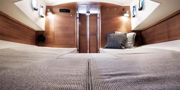 Paragon Ranger 25 Cabin Berth