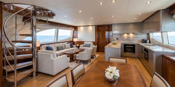 Catamaran Motor Yacht 21m Saloon