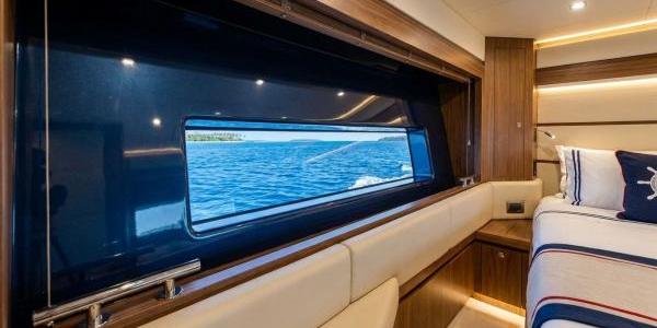 Catamaran Motor Yacht 23m Cabin