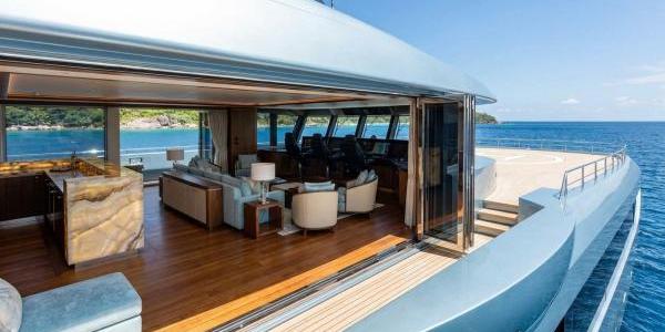 Catamaran Explorer Yacht Saloon