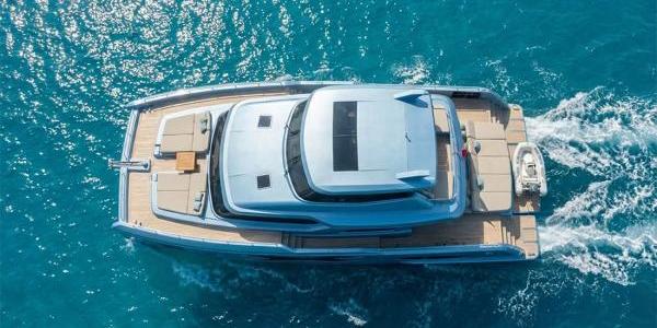 Catamaran Super Yacht 25m