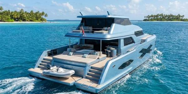 Catamaran Super Yacht 25m