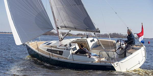 Pointer Yachts 30