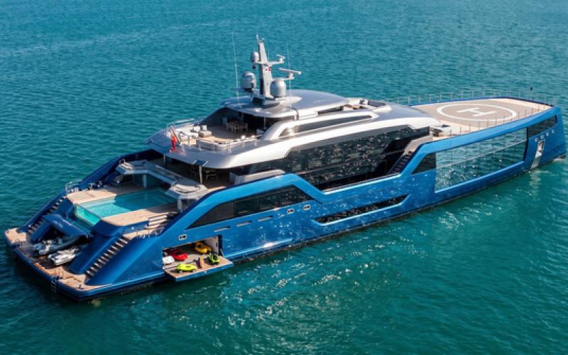 61m Catamaran Super Yacht