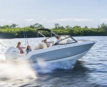 Boston Whaler 210 Vantage