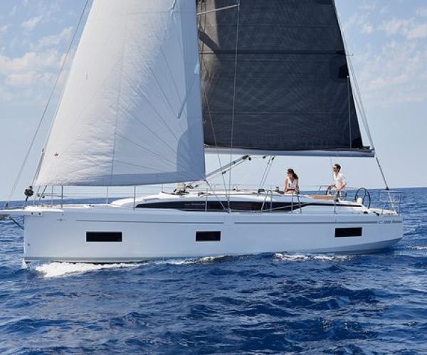 Bavaria C38