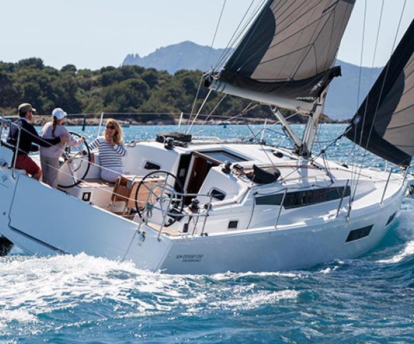 Sun Odyssey 350